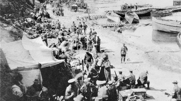 Troops landing on Gallipoli beach